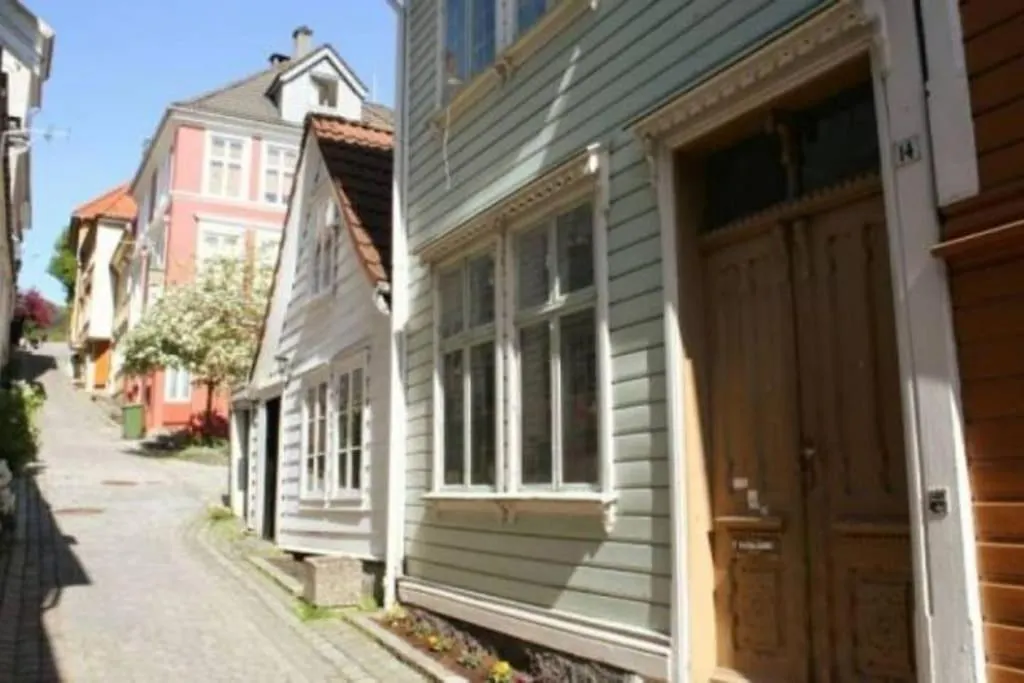 A Double Room - Not A Complete Apartment - Perfect Location For Exploring The City By Walking Берген Норвегия